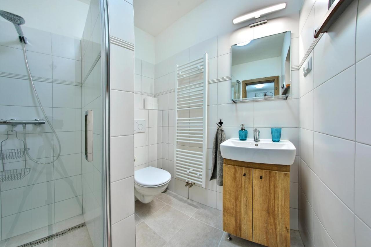 Kamilli Apartment เบเชนยอวา ภายนอก รูปภาพ